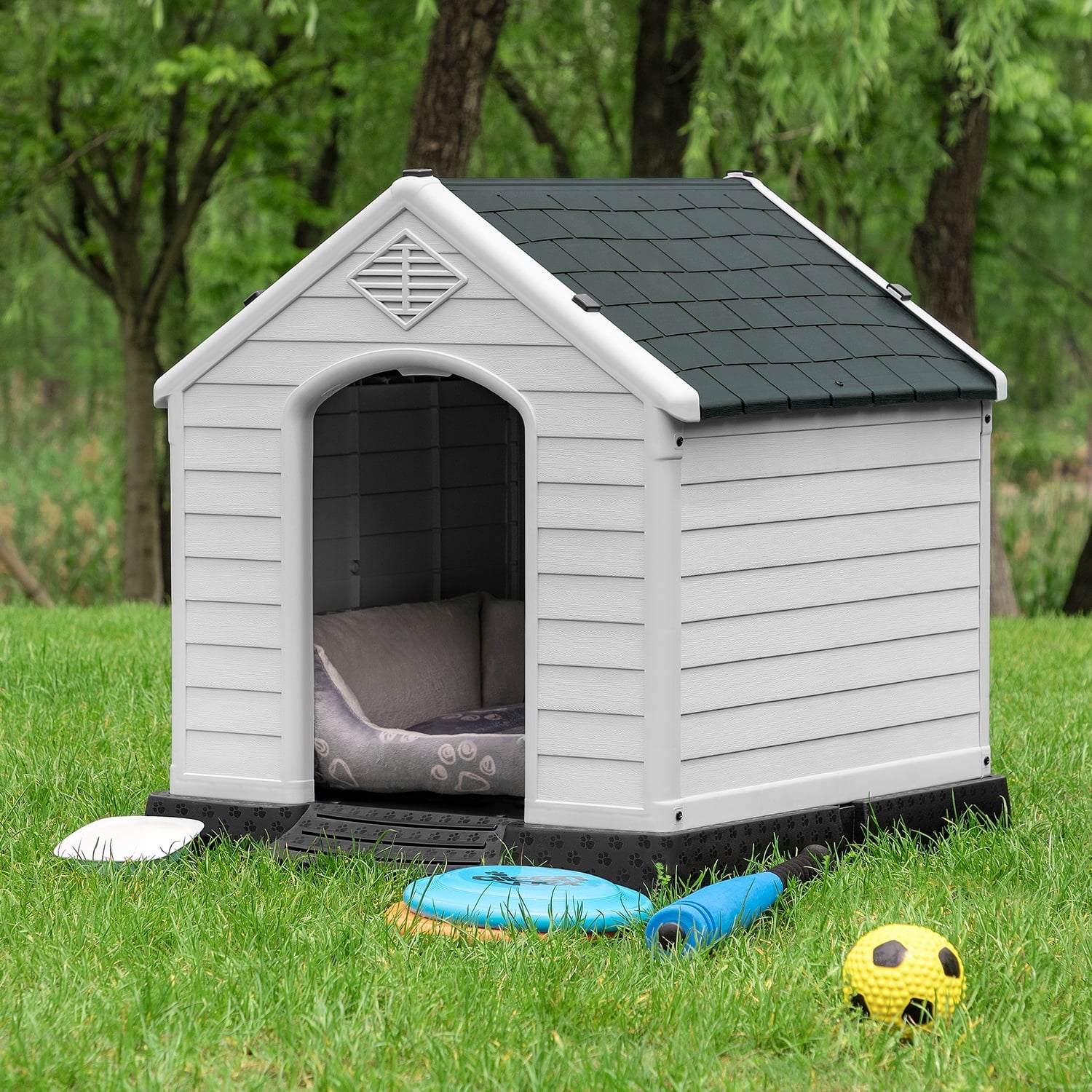 Devoko Indoor and Outdoor Plastic Dog House for Large Pets at Different Age with Waterproof, Moisture-Proof, Vents Warm